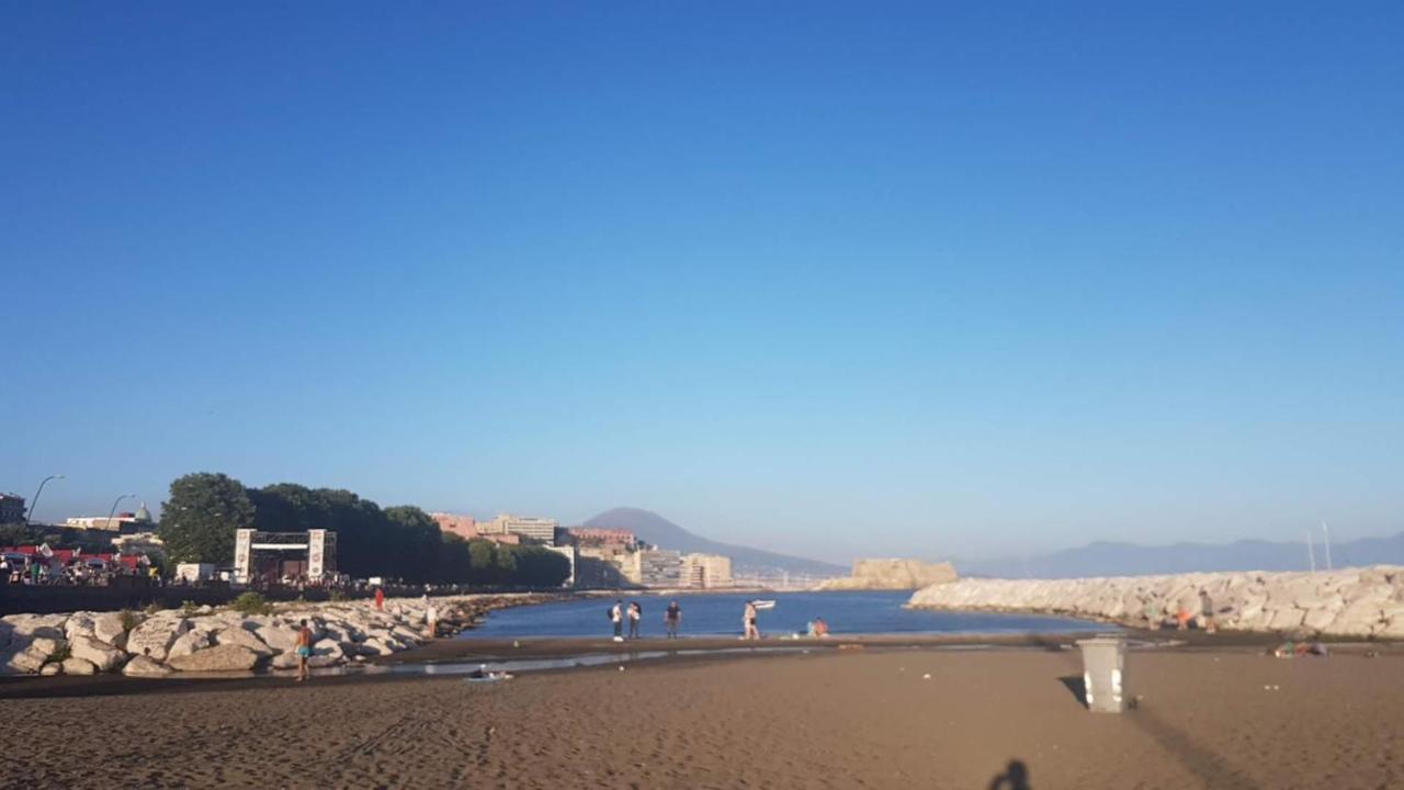 那不勒斯Ai Baretti 2住宿加早餐旅馆 外观 照片